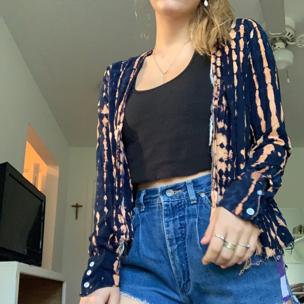 Distressed button up